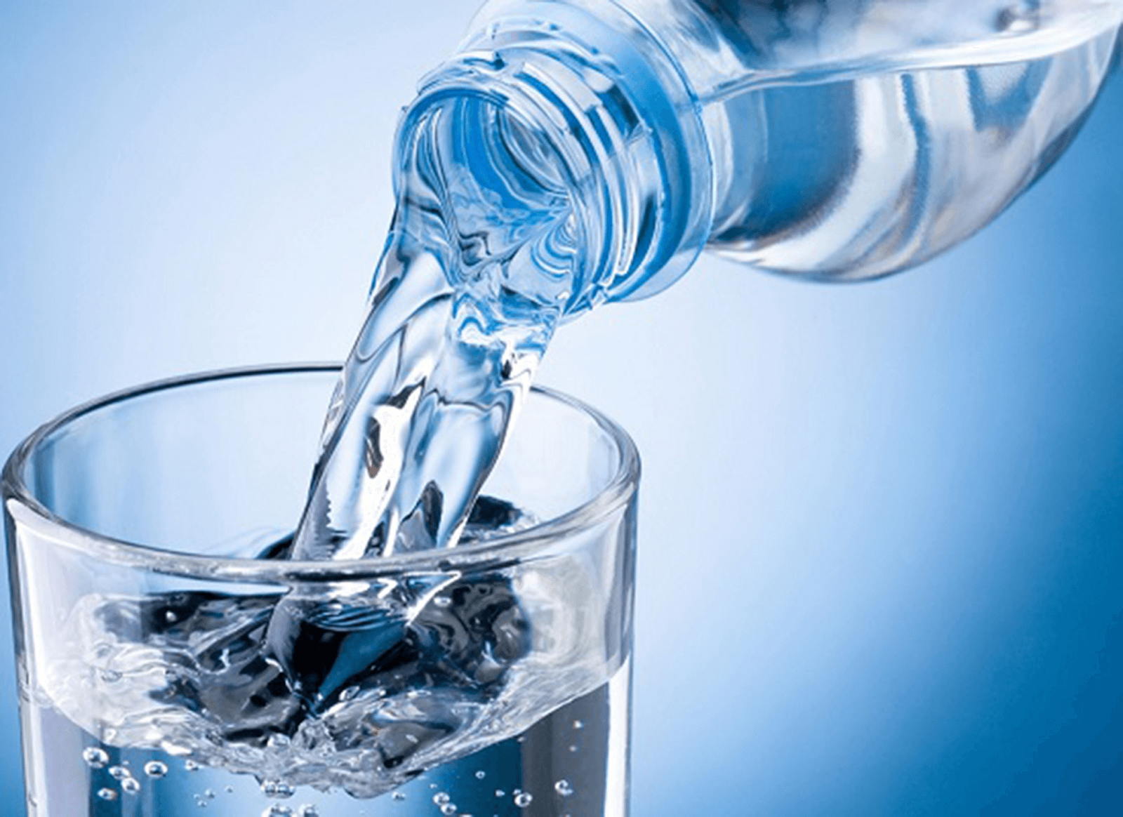 Nước giúp thanh lọc cơ thể, lưu thông tuần hoàn máu