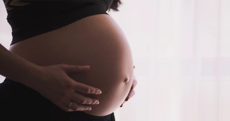 Để không ốm vặt và phải dùng thuốc khi mang thai, mẹ bầu cần làm gì?