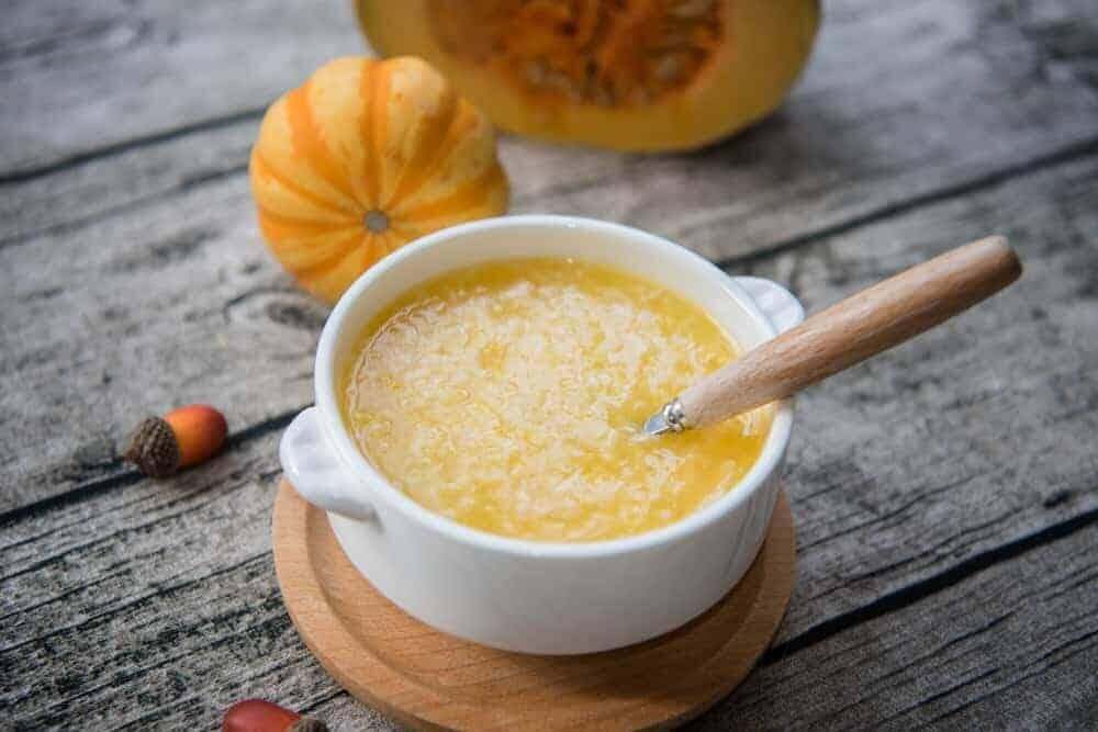Cháo tôm với bí đỏ cho bé