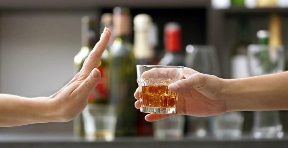 Bạn nên giảm thiểu đồ uống có cồn
