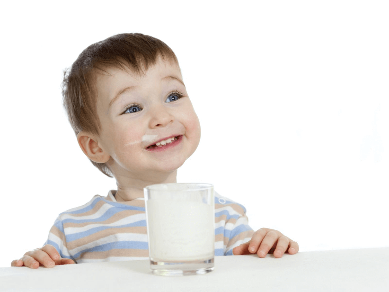 sữa dê cho trẻ sơ sinh